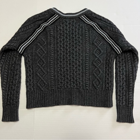 Philosophy Cashmere Wool blend Grey Black Cable Knit Sweater Semi Crop Sz Small - Picture 2 of 6